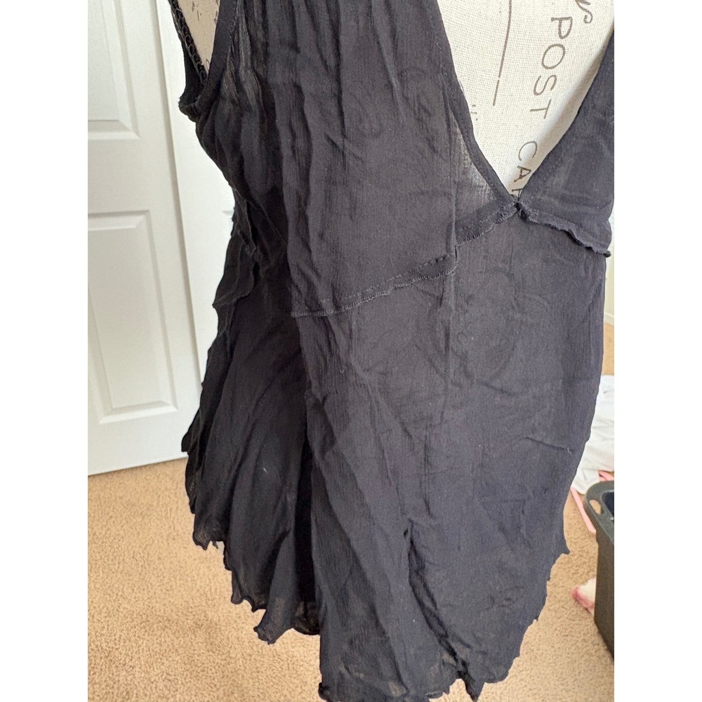 Free People Intimately Gauze Deep V-Neck Tiered Ruffle Tank Top Black Medium - Picture 2 of 5